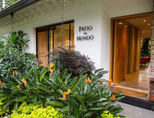 Patio Del Mundo