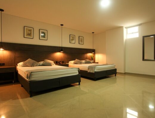 Hotel California Center