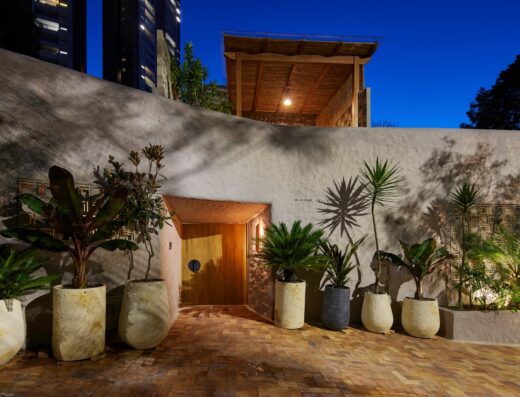 Casa Orquídea Negra